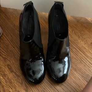 Black patent BCBG Maxazria booties